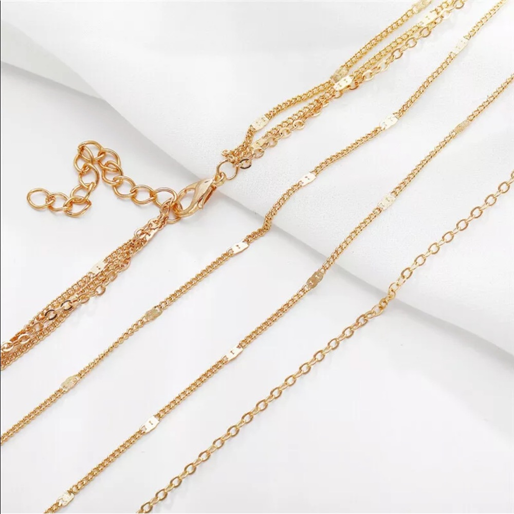 3-Layer Simple Gold Chain Necklace - Picture 4 of 5